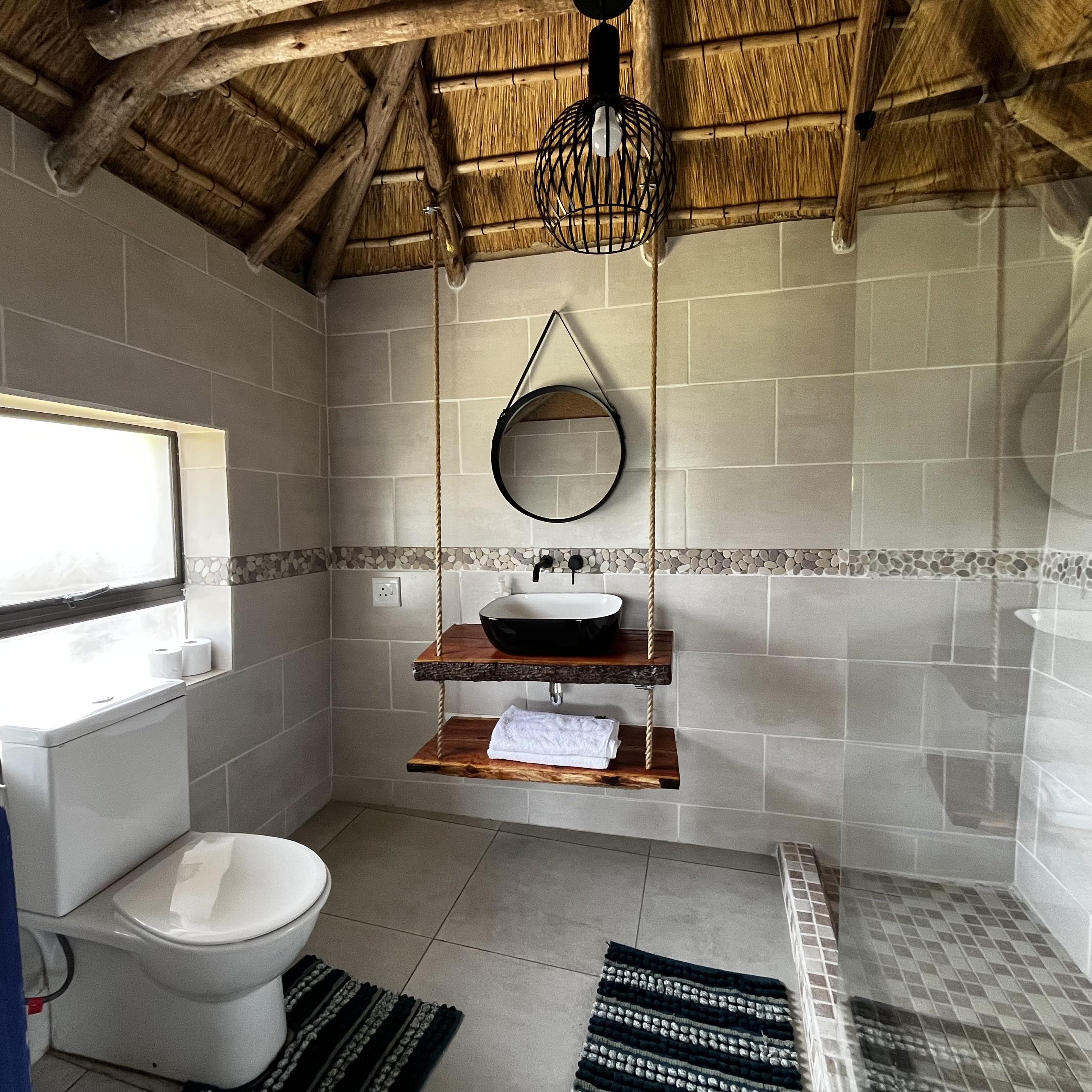 Gogo's Chalet — Bathroom 7