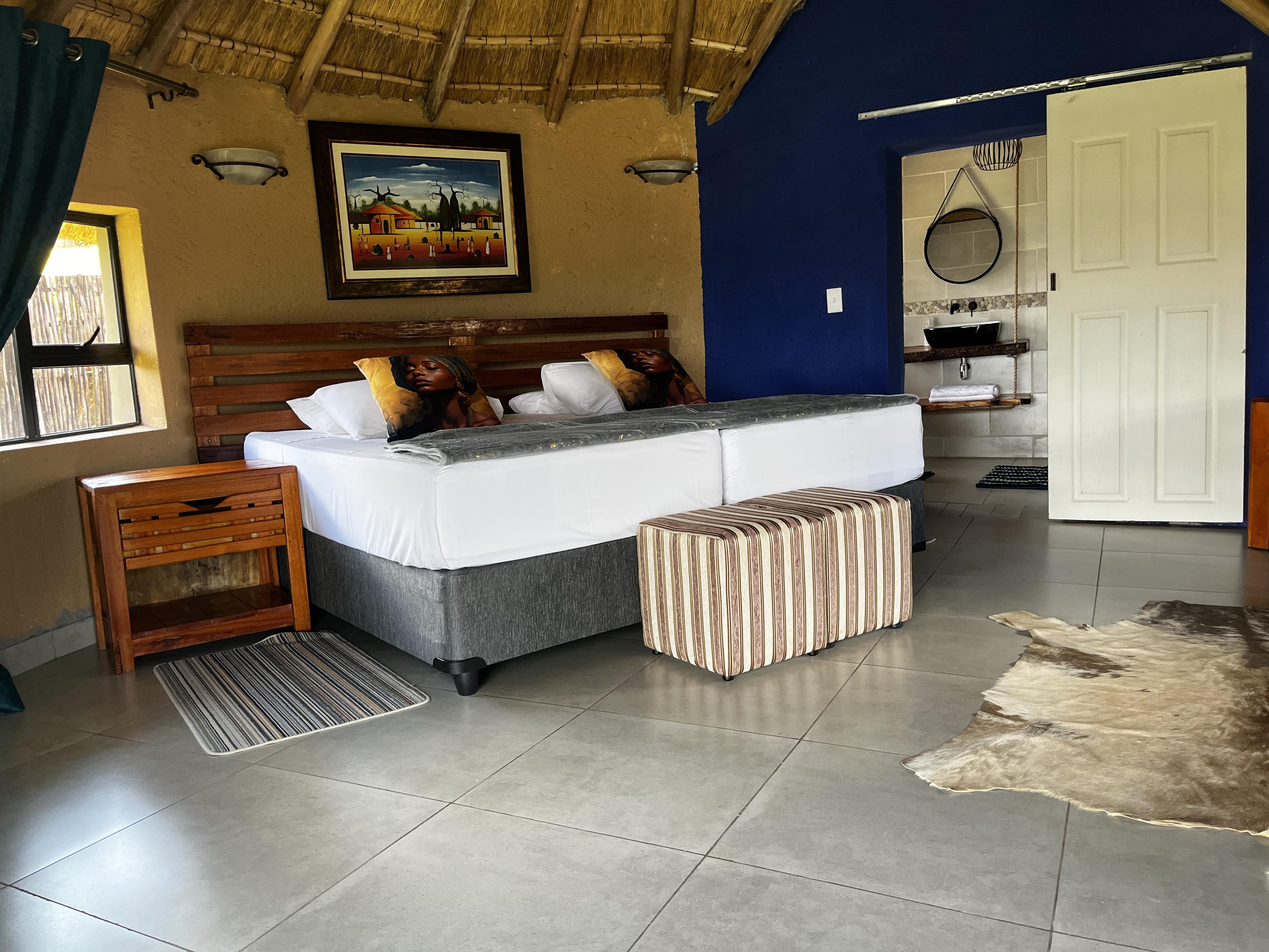 Gogo's Chalet — Main Bedroom 4 (Large)